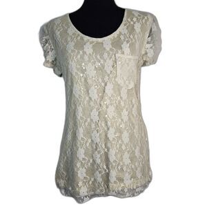 Cocomo Sparkle & Lace T-Shirt with Ruched Sleeves & Scoop Neck sz M